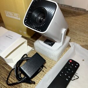 Ultra HD Projector with Remote